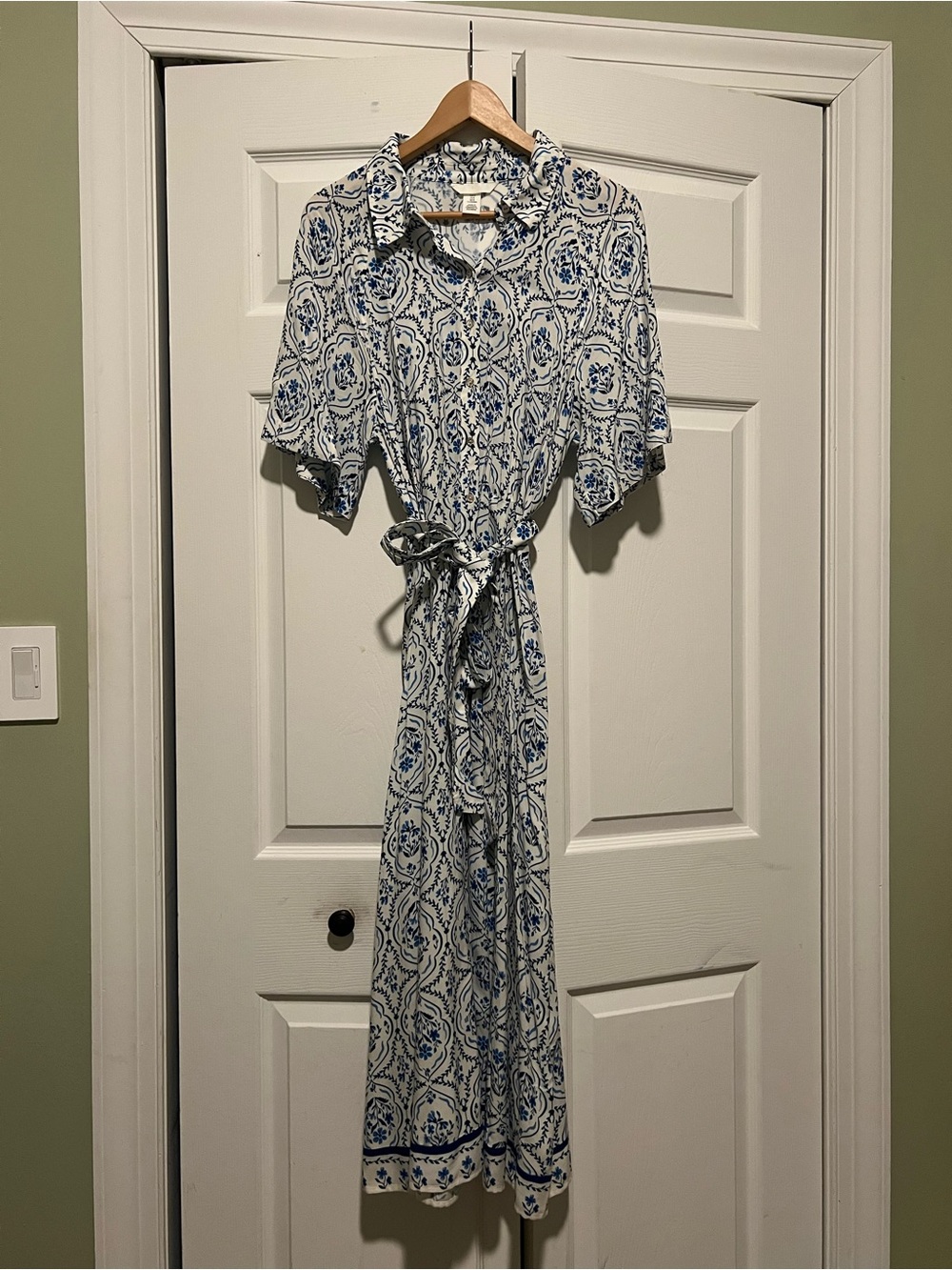H&M White and Blue Printed Midi Dress - Picture 11 of 13